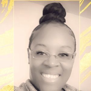 Meet your Posher, Felisha